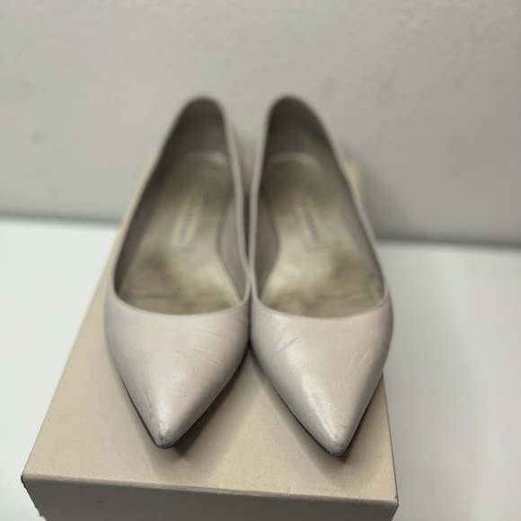 BURBERRY NUDE LEATHER FLATS WITH RHINESTONE HEEL - Picture 1 of 3